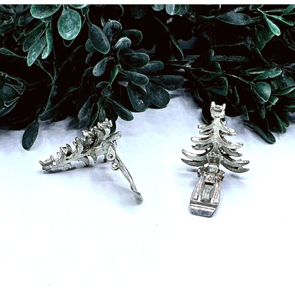 Vintage Christmas Tree Rhinestone Clip On Earrings Silver Tone Festive Jewelry - Picture 5 of 6